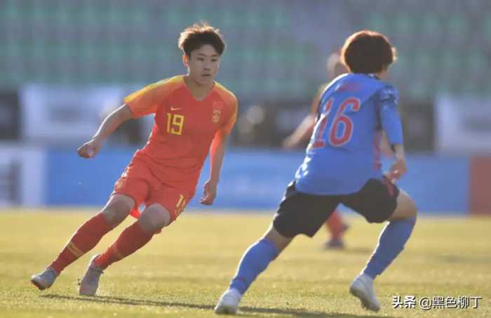 中国女足0-3惨败日本！2轮1分无缘东亚杯冠军，贾秀全毫无办法